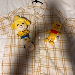 cute button up (PLUSHIES AND TOYS ARE NOT INCLUDED)
